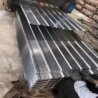 Prepainted Galvanized Corrugated Steel Roofing Sheet 0.1mm-1.2mm Customizable Length
