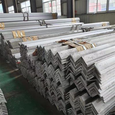 Hot Rolled Carbon Steel Corner Angle Bar Angle Iron Q235B Q355b S235jr S275jr S355jr S355j0